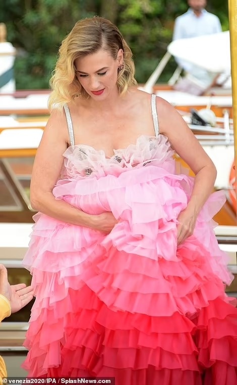 Chau gai Cong nuong Diana anh 10