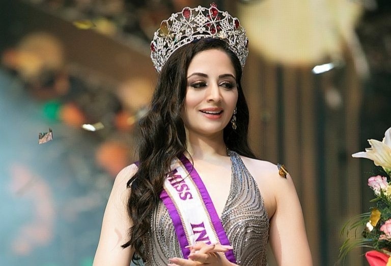 Huy to chuc Hoa hau Quoc te 2021 hinh anh