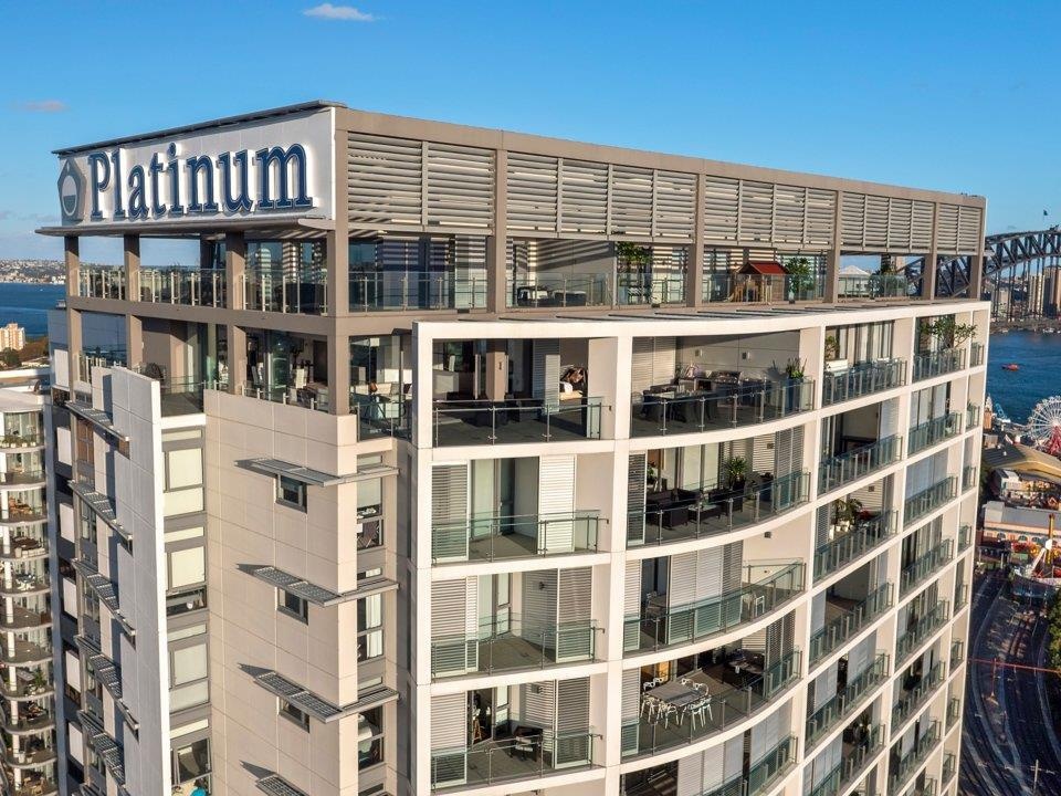 nghe tay trai cua Nicole Kidman anh 4