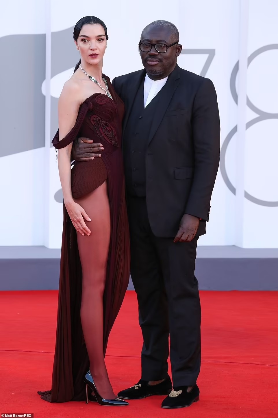 ban gai Ronaldo o Lien hoan phim Venice anh 18