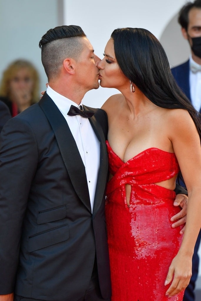 ban gai Ronaldo o Lien hoan phim Venice anh 12