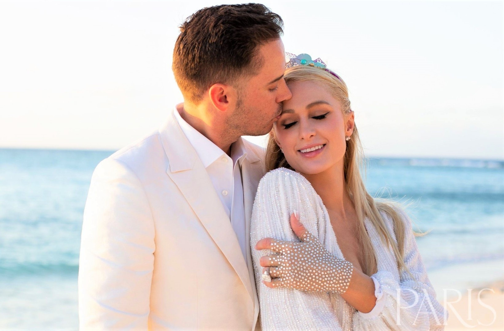 Nguoi dan ong khien Paris Hilton thay doi hinh anh