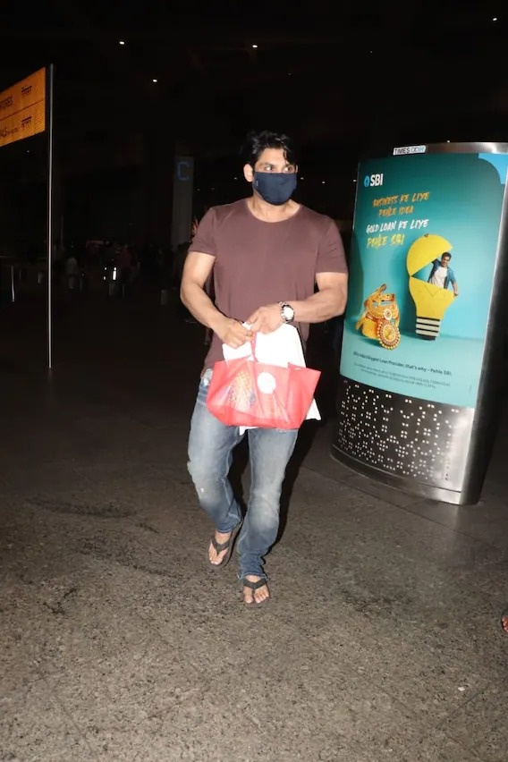 hinh anh cuoi doi cua dien vien co dau 8 tuoi anh 1