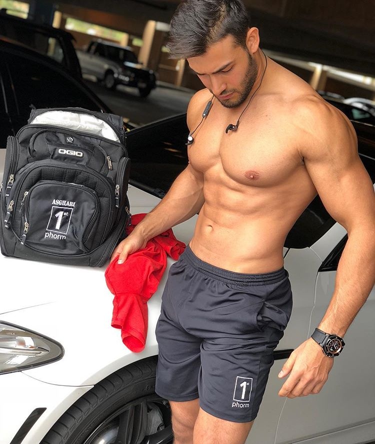 Cơ bụng 6 múi của hôn phu Britney Spears ảnh 6 Co bung 6 mui cua hon phu Britney Spears anh 6