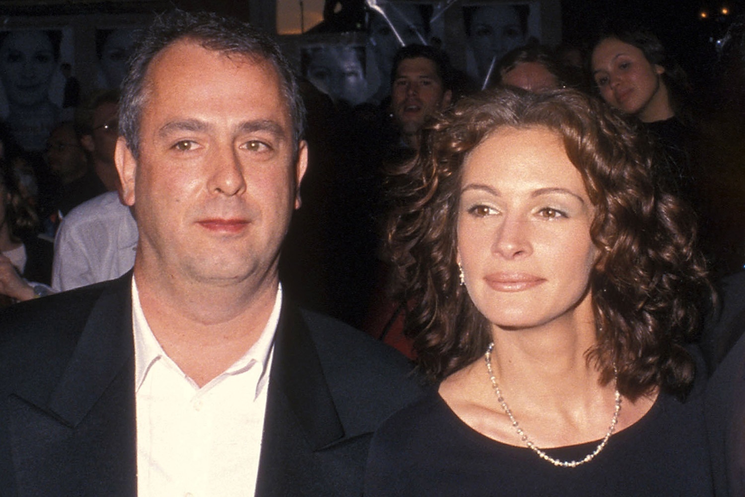 Julia Roberts thuong tiec dao dien Notting Hill qua doi anh 1