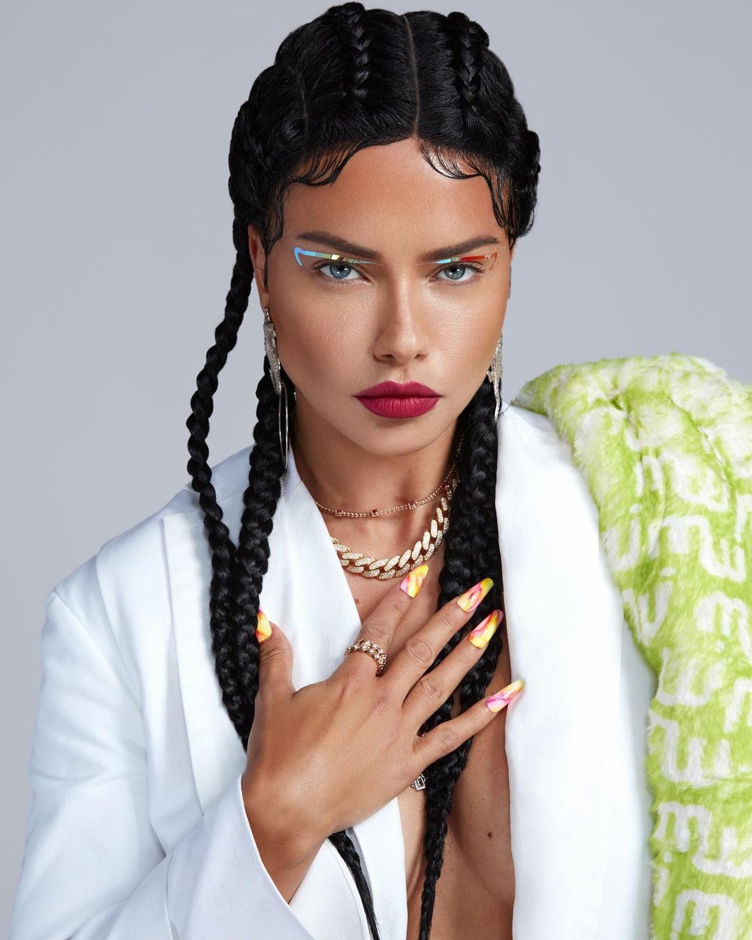 cuu thien than noi y Adriana Lima anh 4