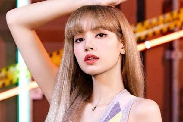 Tinh trang bi ghe lanh trong nhom nhac Kpop hinh anh
