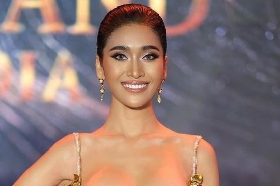 Co gai 23 tuoi dang quang Hoa hau Hoa binh Campuchia hinh anh