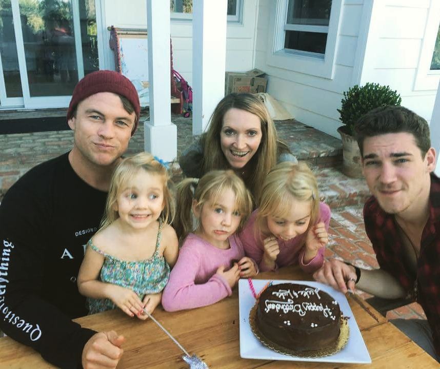 Em ho dien vien cua Chris Hemsworth anh 5