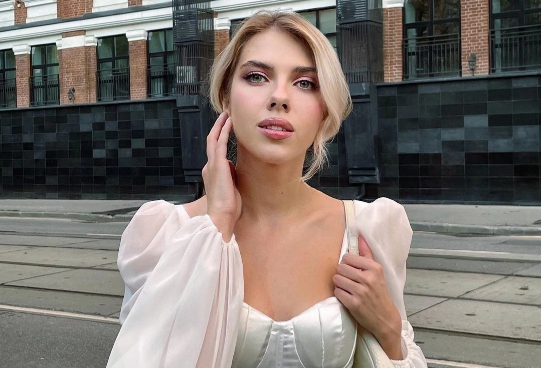 Nu nguoi mau bi doa giet vi giong Scarlett Johansson hinh anh