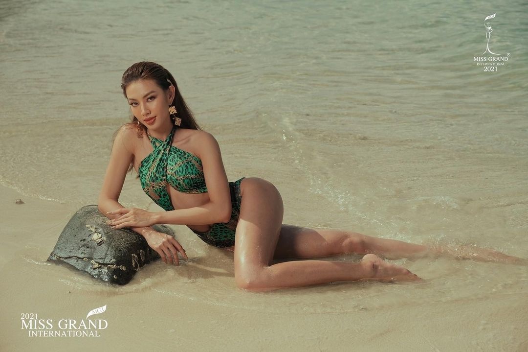 Thuy Tien lot top 5 Hoa hau Hoa binh Quoc te anh 6