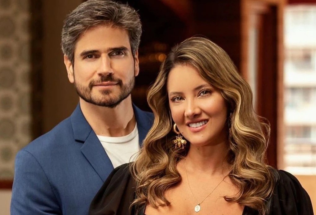 Hoa hau Colombia tim duoc hanh phuc sau mot nam cua chan hinh anh