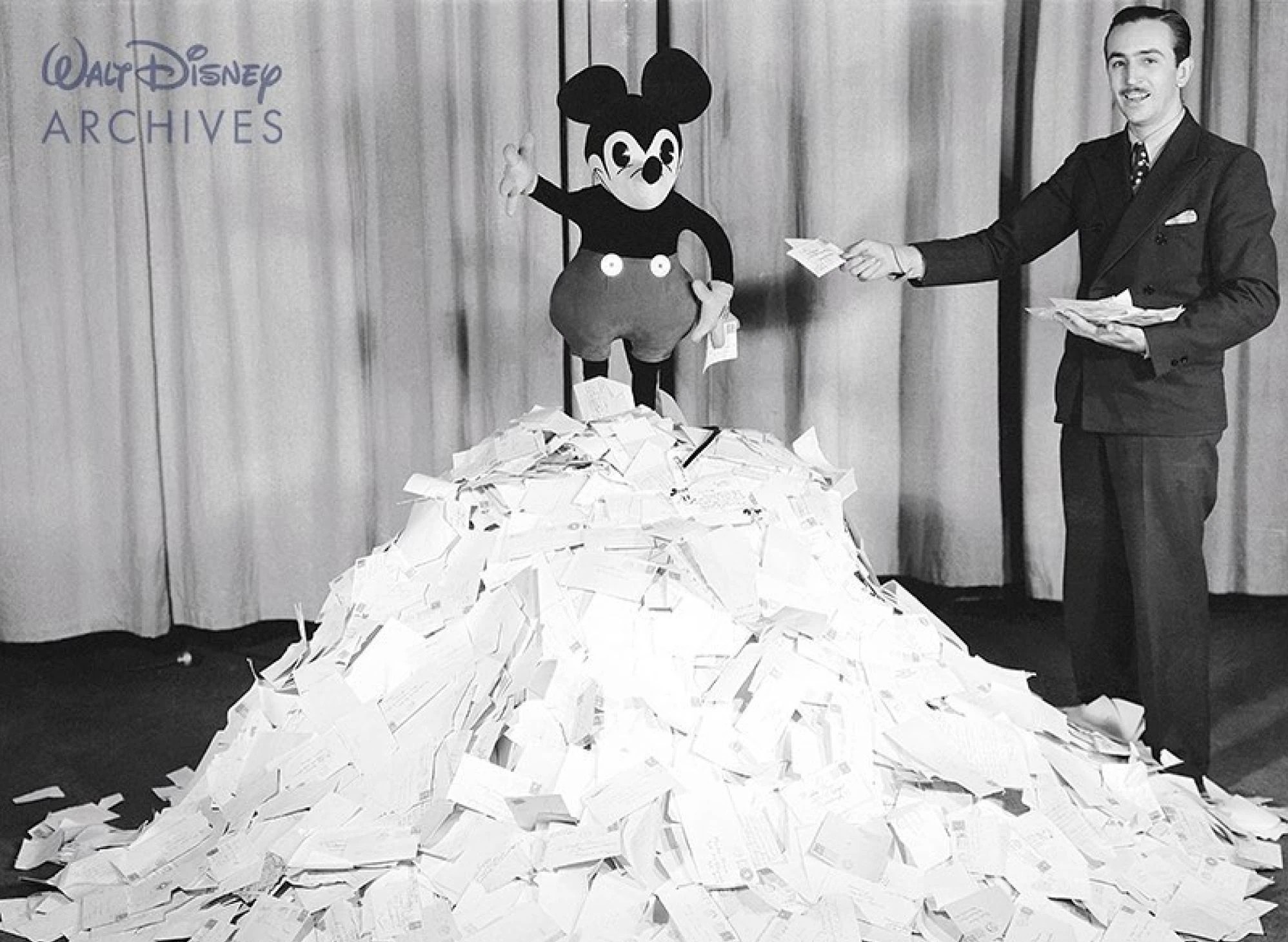 Walt Disney va chuot Mickey anh 4