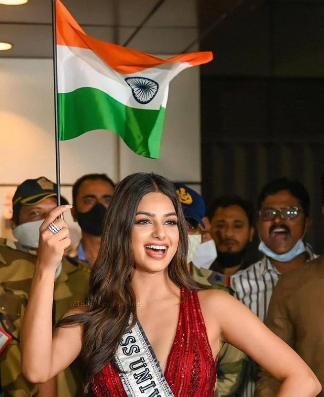 Hoa hau Hoan vu 2021 tro ve An Do anh 3