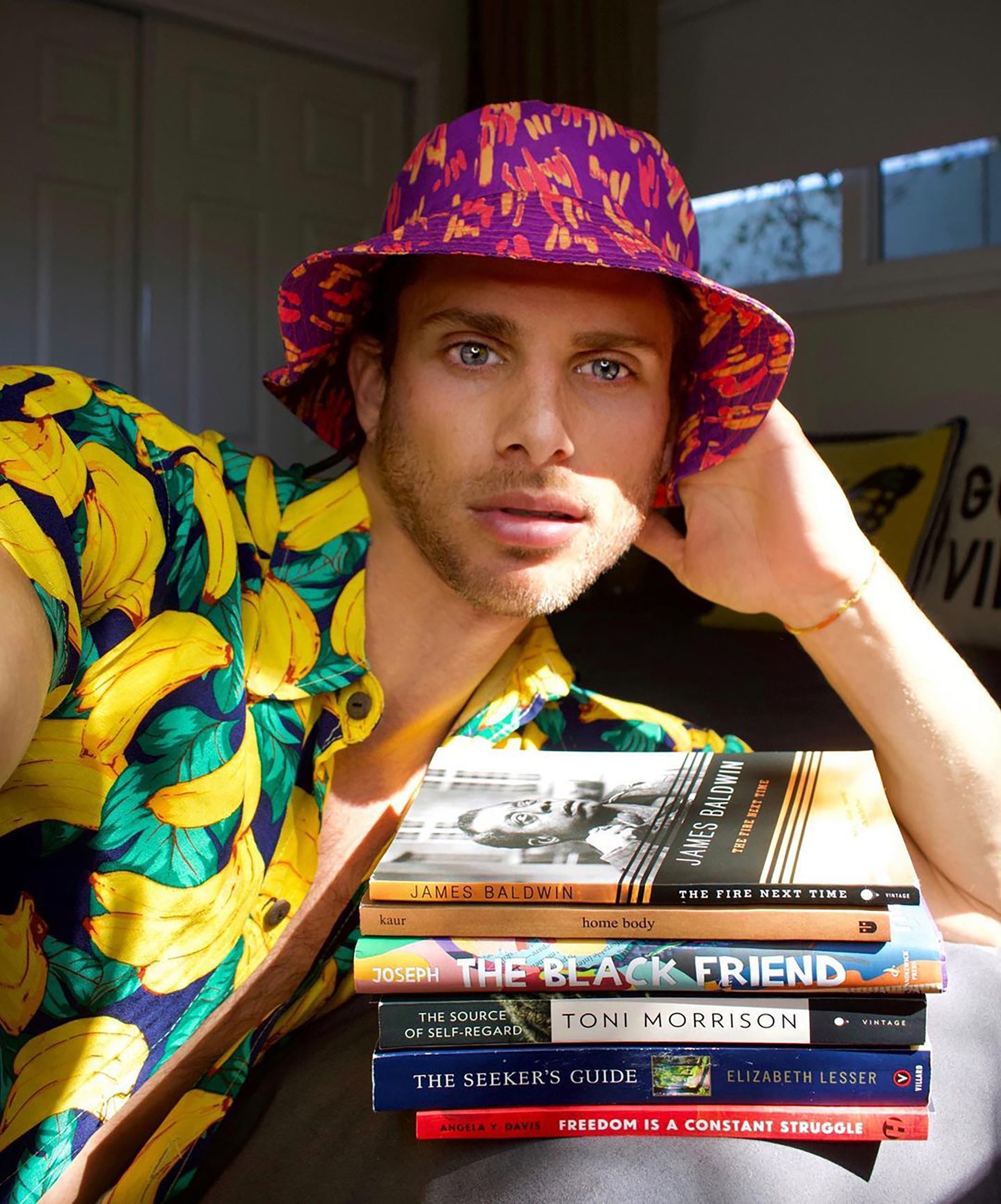 nam người mẫu kể bị tấn công tình dục ảnh 2 nam nguoi mau ke bi tan cong tinh duc anh 2