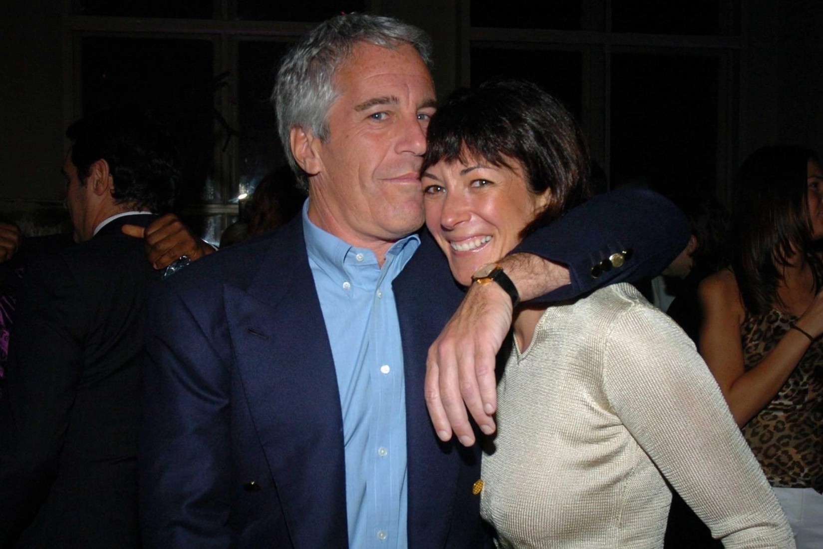 Ban gai cu cua ty phu Jeffrey Epstein bi ket toi buon ban tinh duc hinh anh