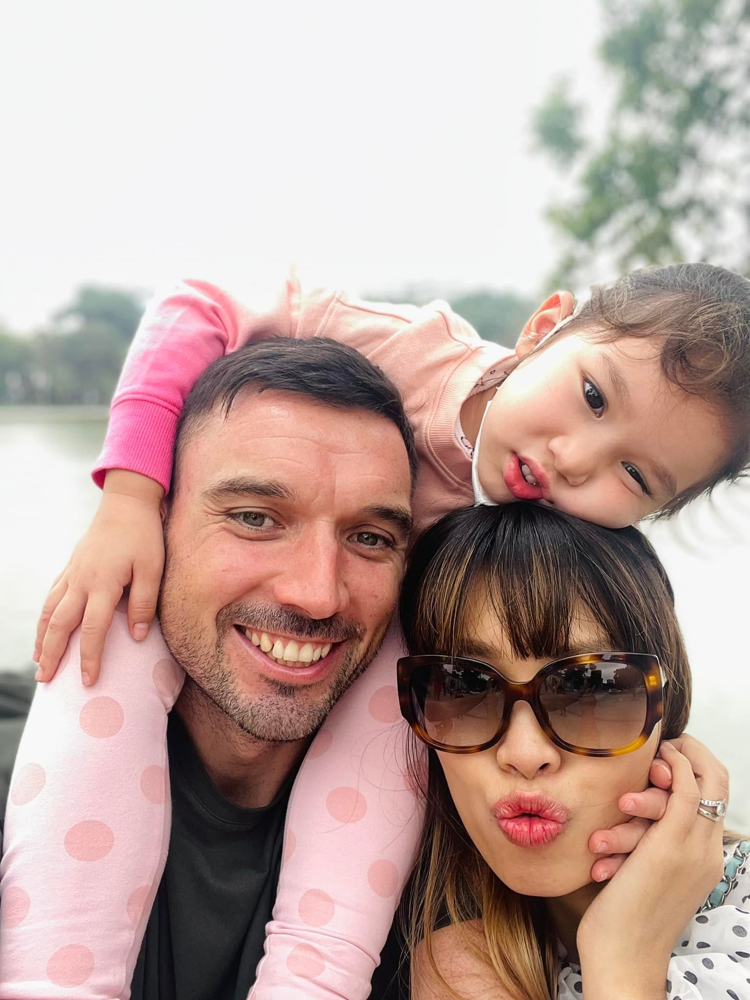 Nguoi mau Viet chuan bi tet Nham Dan anh 9