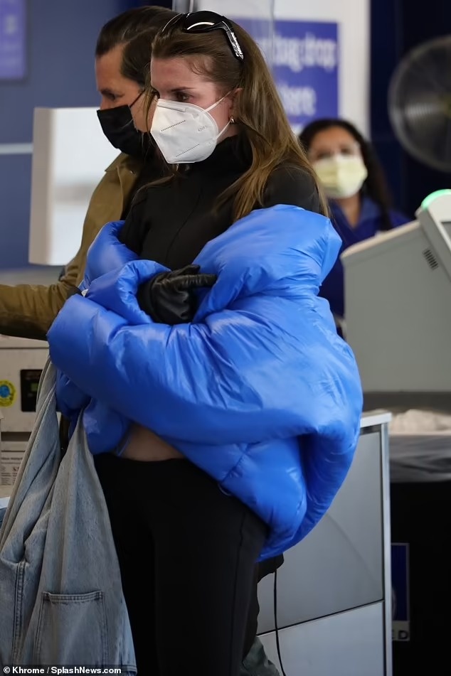 Kanye West chia tay ban gai anh 1