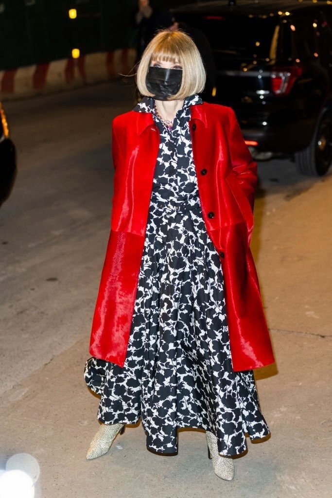 Voc dang cua gai ba con Blake Lively anh 15