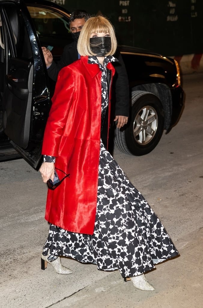 Voc dang cua gai ba con Blake Lively anh 14