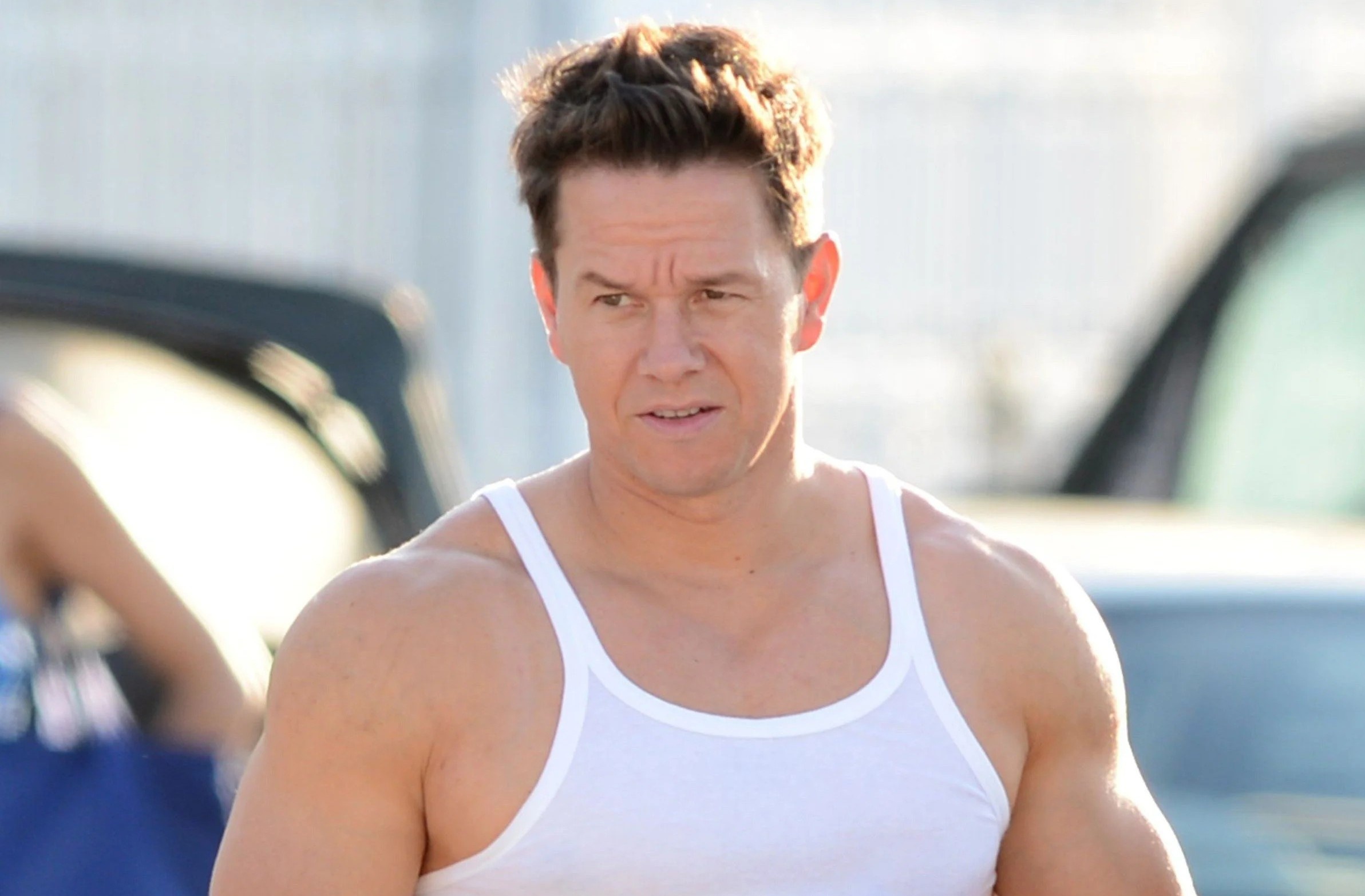 Khoi tai san 350 trieu USD cua ngoi sao 'Transformers' hinh anh