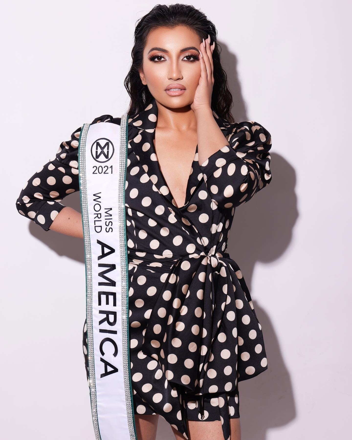 bi kich cua hoa hau My anh 2