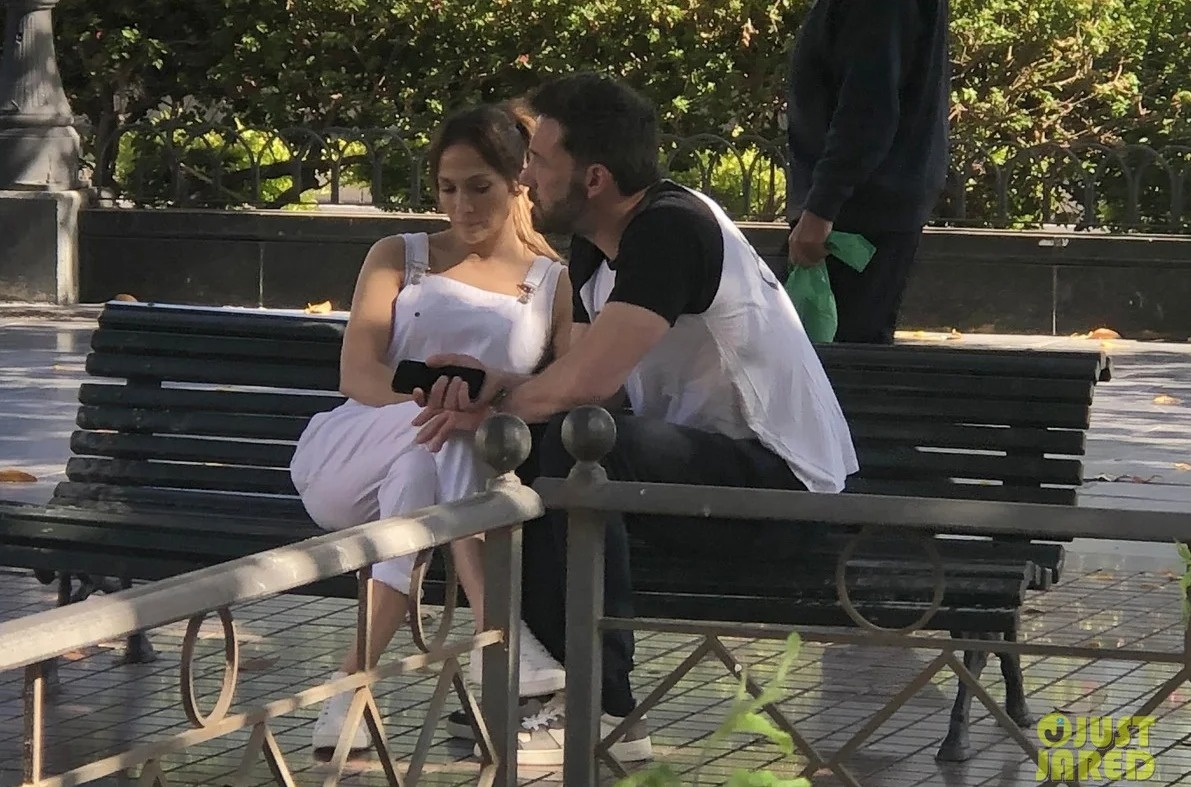 Jennifer Lopez va Ben Affleck tau dinh thu 50 trieu USD anh 5