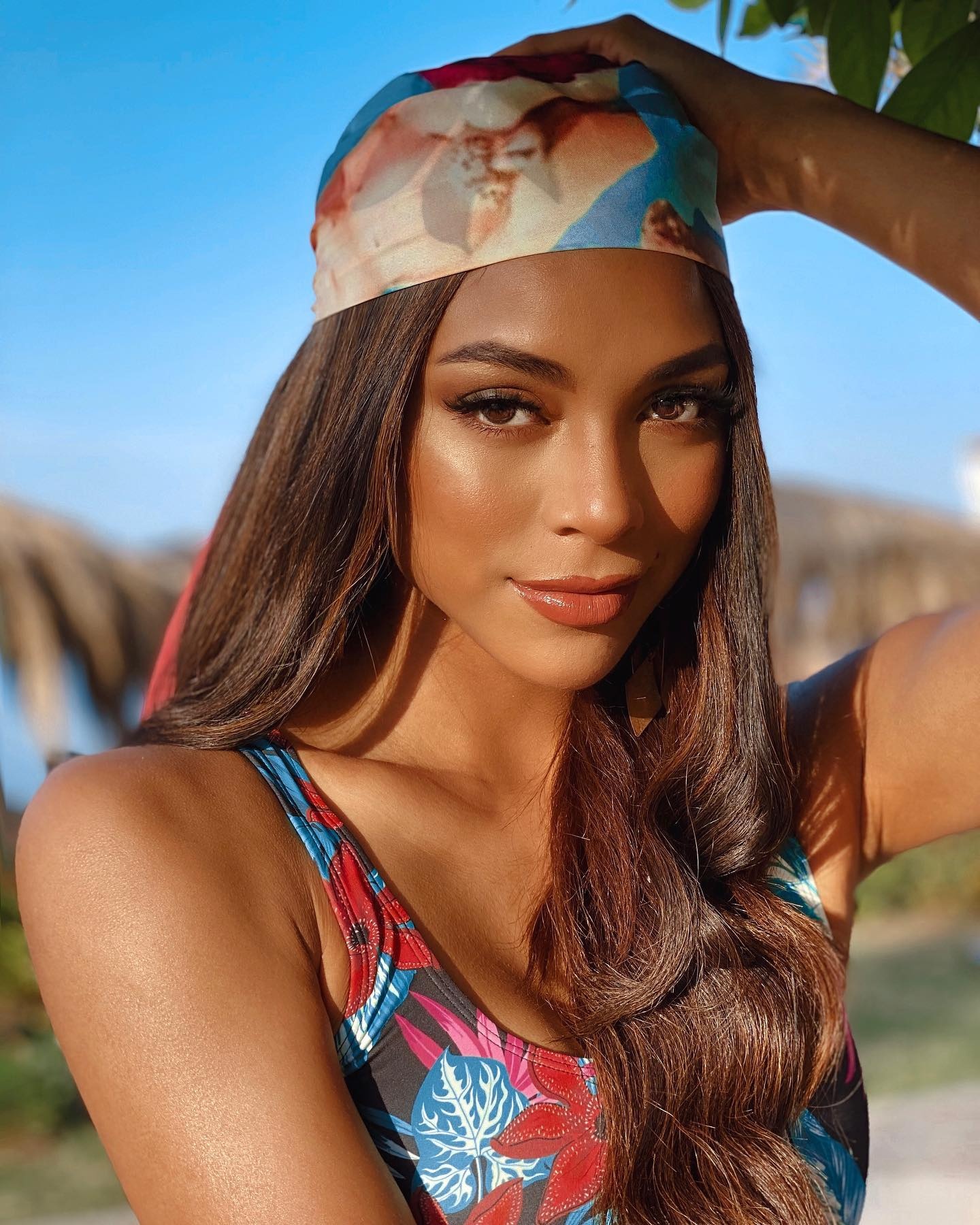 Thuy Tien trao vuong mien cho Hoa hau Hoa binh Peru 2022 anh 11