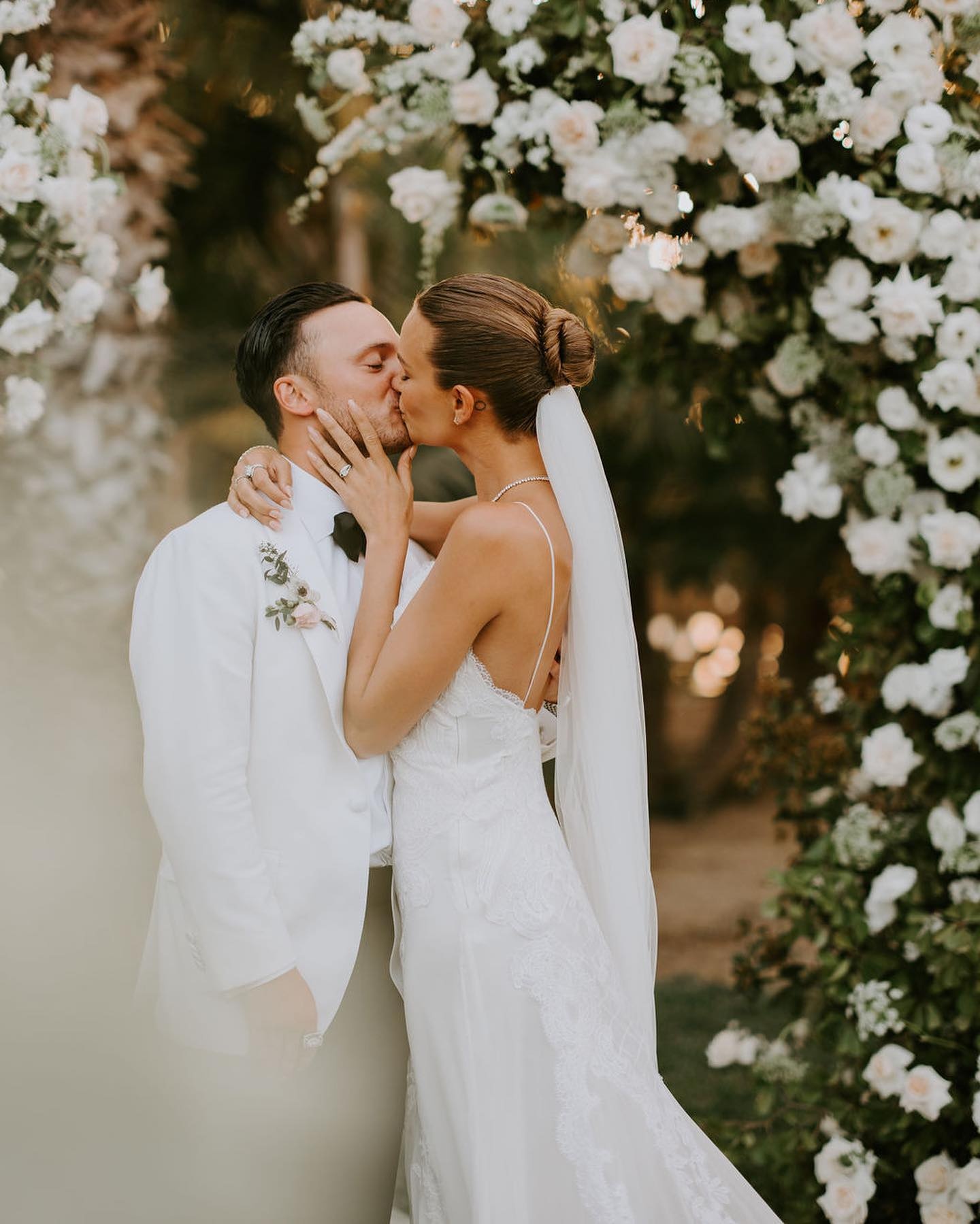 Thien than noi y Josephine Skriver ket hon anh 3