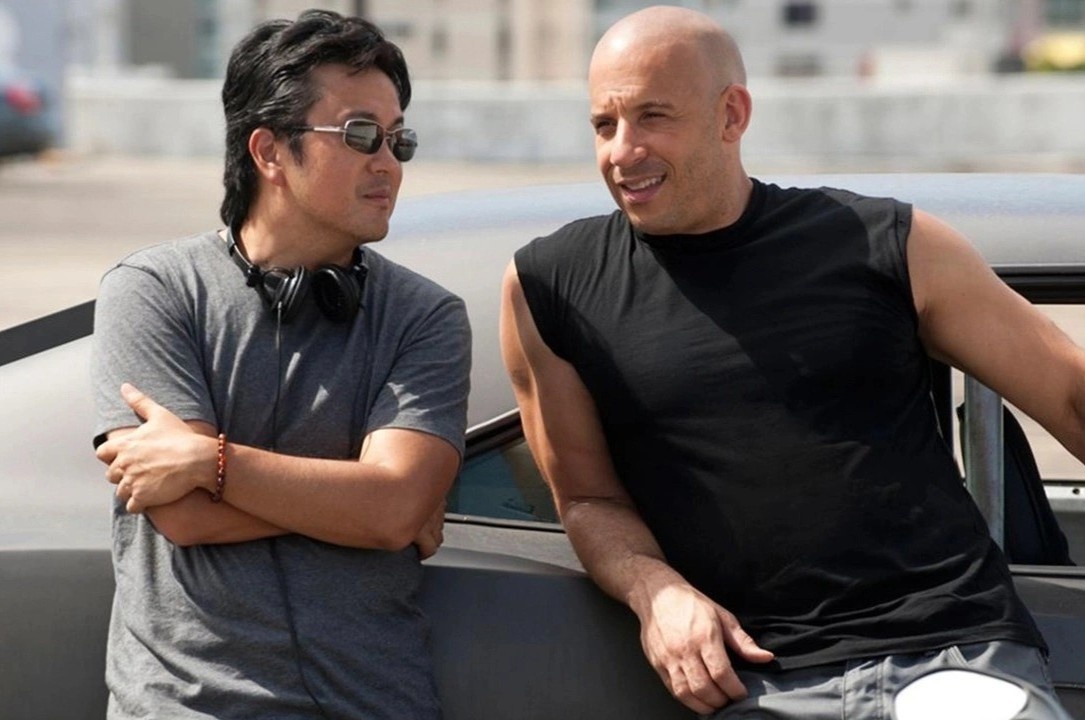 Justin Lin roi ghe dao dien 'Fast and Furious' hinh anh