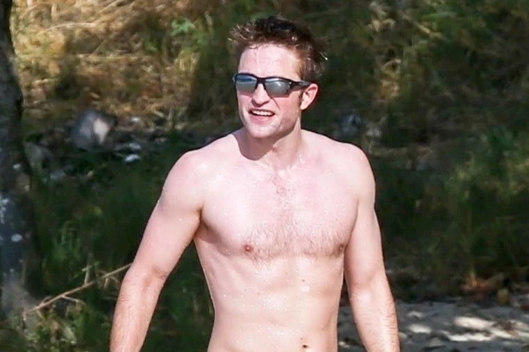 Robert Pattinson tiep tuc dong Nguoi Doi hinh anh