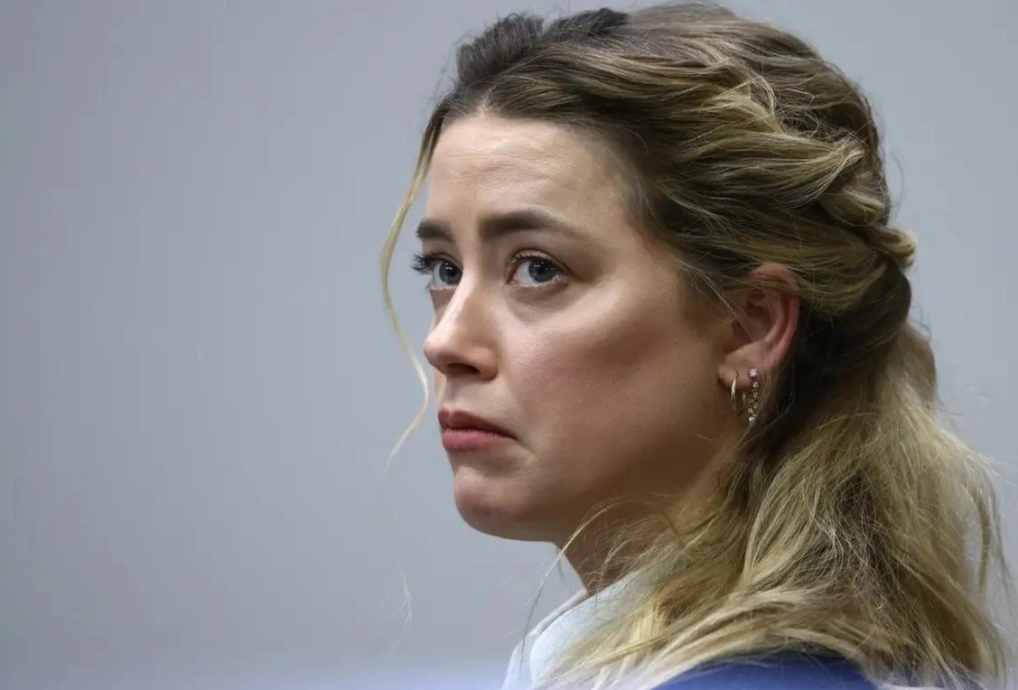 Them bang chung bat loi cho Amber Heard hinh anh