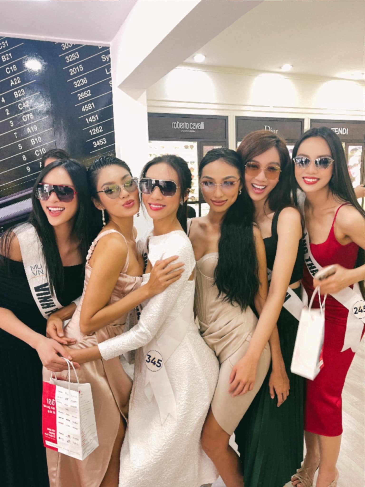 Thí sinh cao nhất Hoa hậu Hoàn vũ Việt Nam 2022 ảnh 15 Thi sinh cao nhat Hoa hau Hoan vu Viet Nam 2022 anh 15