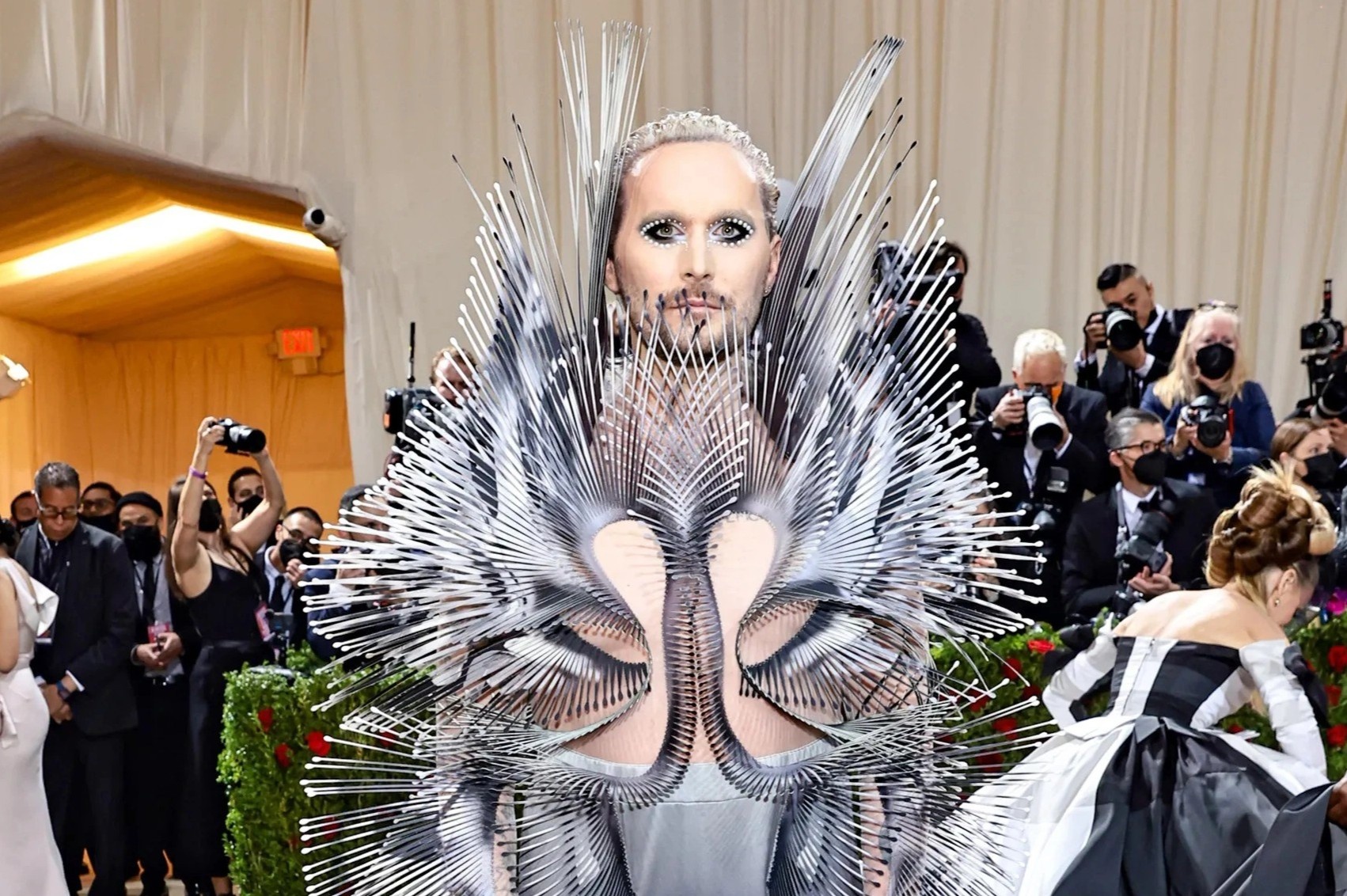 Tham hoa thoi trang o Met Gala 2022 hinh anh