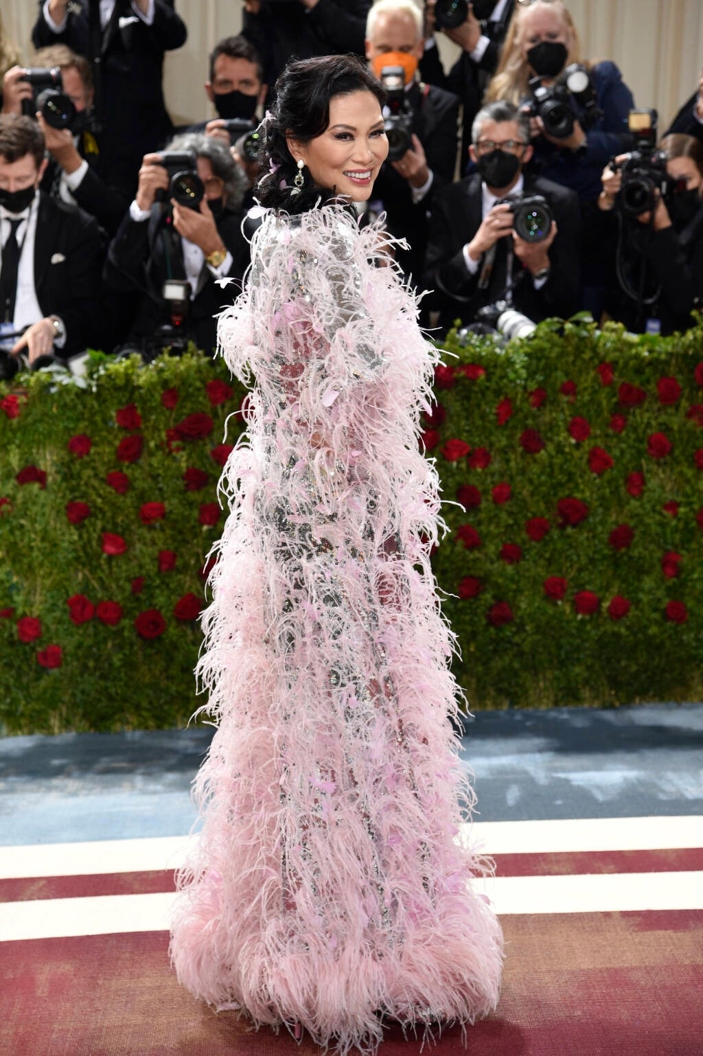 Eileen Gu tham du Met Gala 2022 anh 4