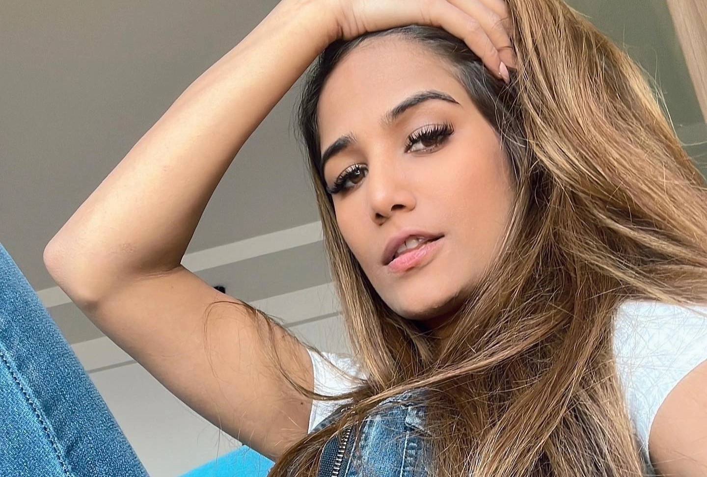 Nguoi mau An Do ke bi chong cu danh den xuat huyet nao hinh anh