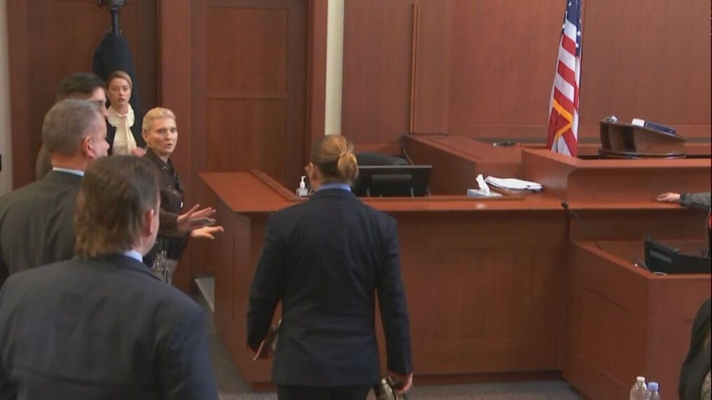 Johnny Dep va Amber Heard anh 3