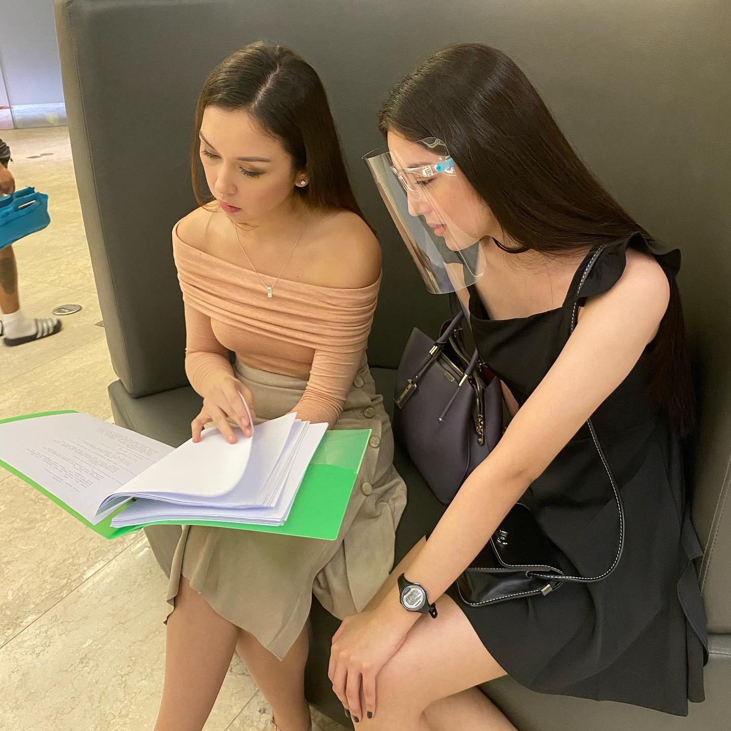 Thuc tap sinh 18 tuoi sap ra mat Kpop anh 3