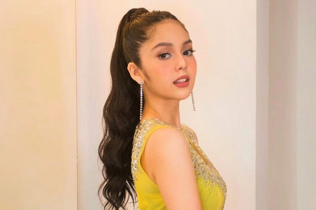 Thuc tap sinh 18 tuoi sap ra mat hinh anh