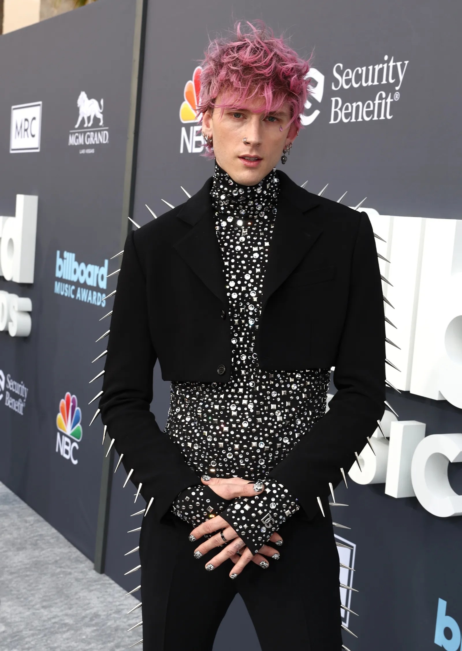 mong tay nam kim cuong cua Machine Gun Kelly anh 2