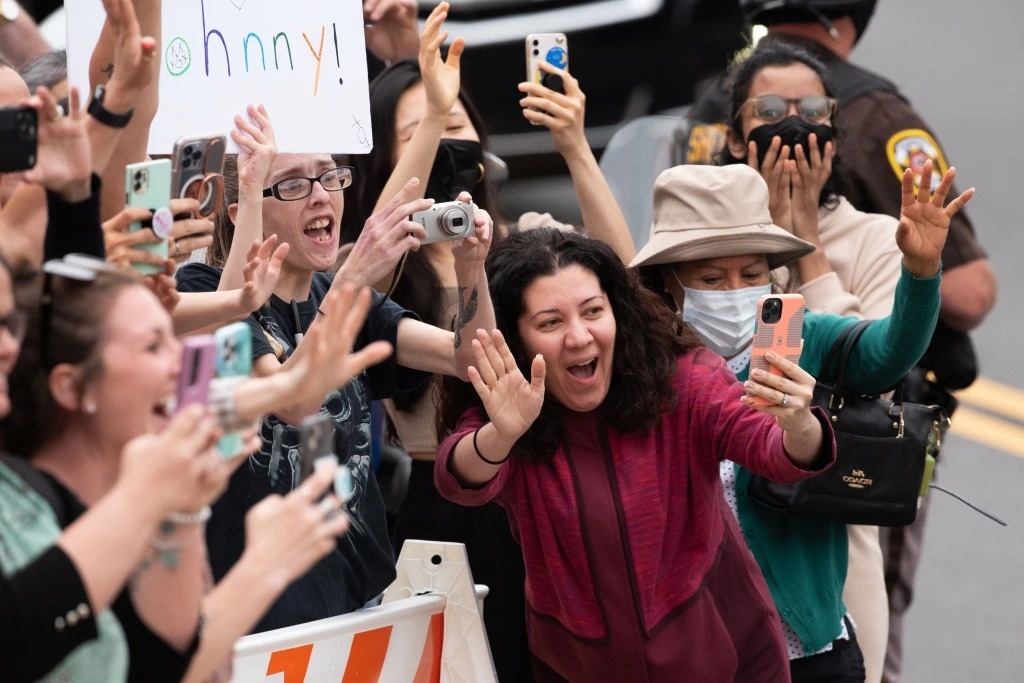 Johnny Dep và Amber Heard ảnh 3 Johnny Dep va Amber Heard anh 3