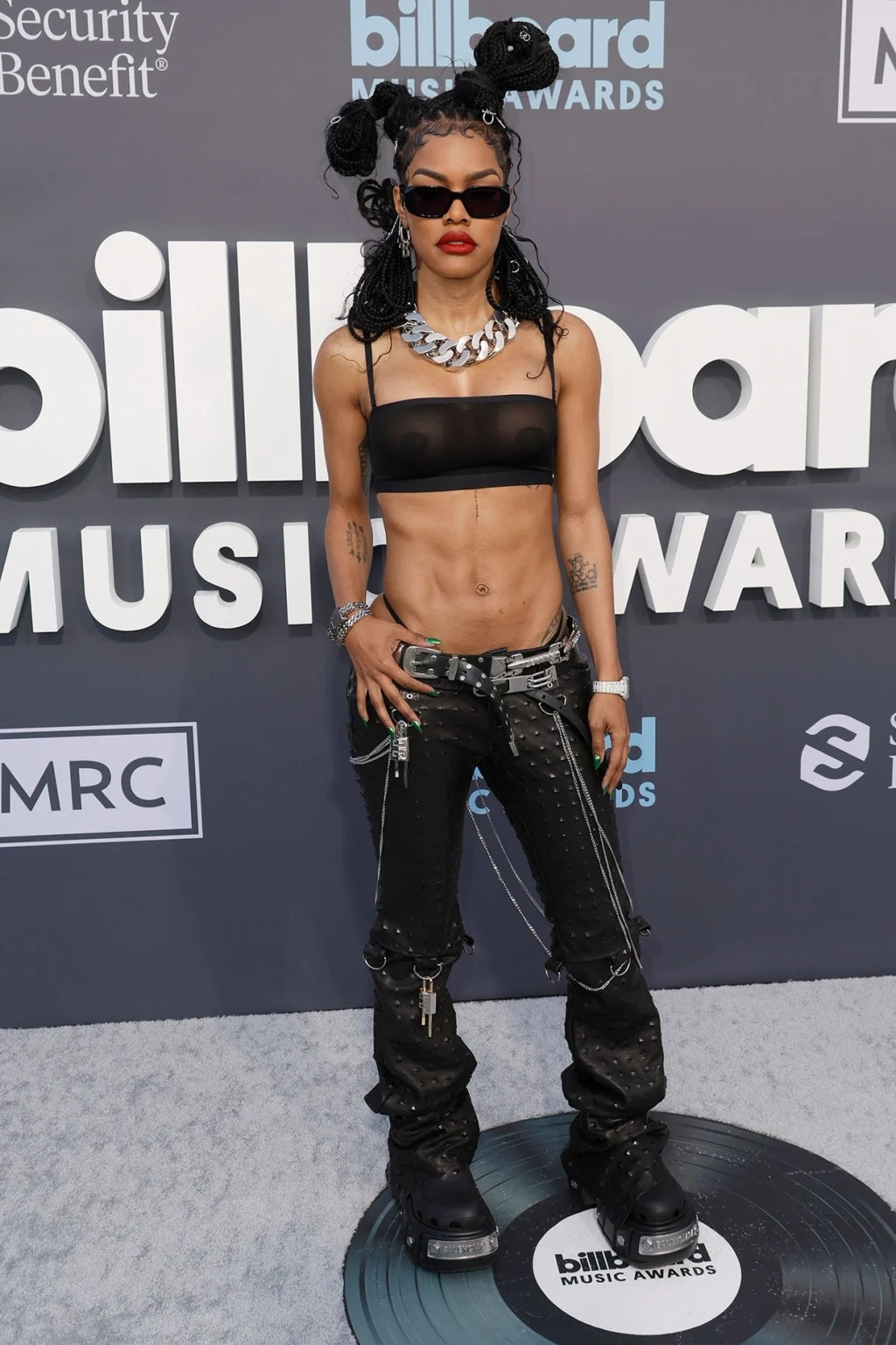 Megan Fox goi cam o Billboard Music Awards anh 14