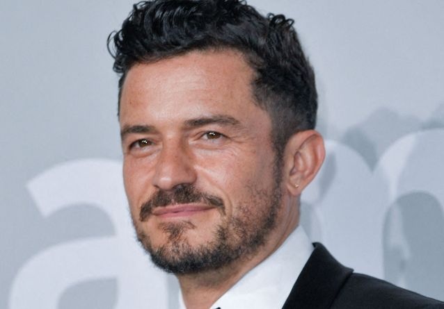 Phan ung cua Orlando Bloom ve be boi kien tung cua Johnny Depp hinh anh