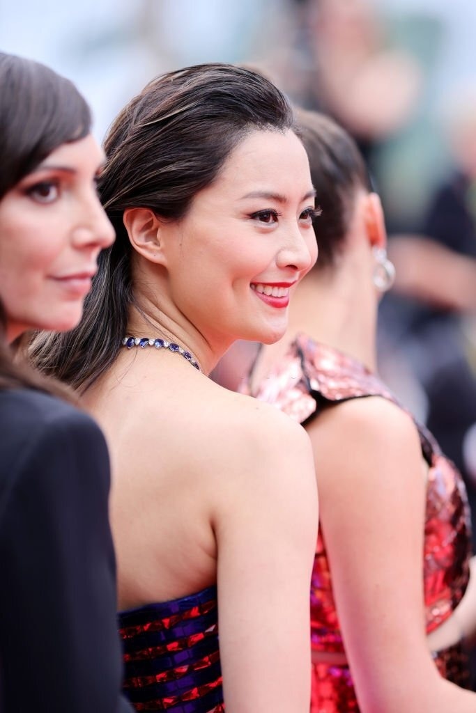 Nữ diễn viên hớ hênh vòng một ở Cannes ảnh 3 Nu dien vien ho henh vong mot o Cannes anh 3