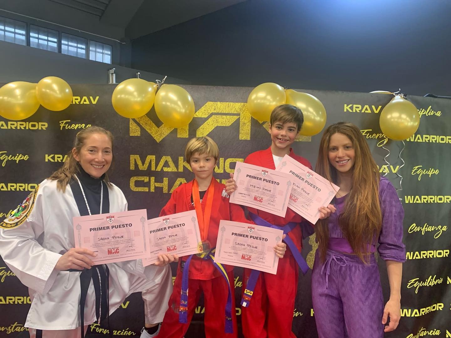 Gerard Pique va Shakira anh 3