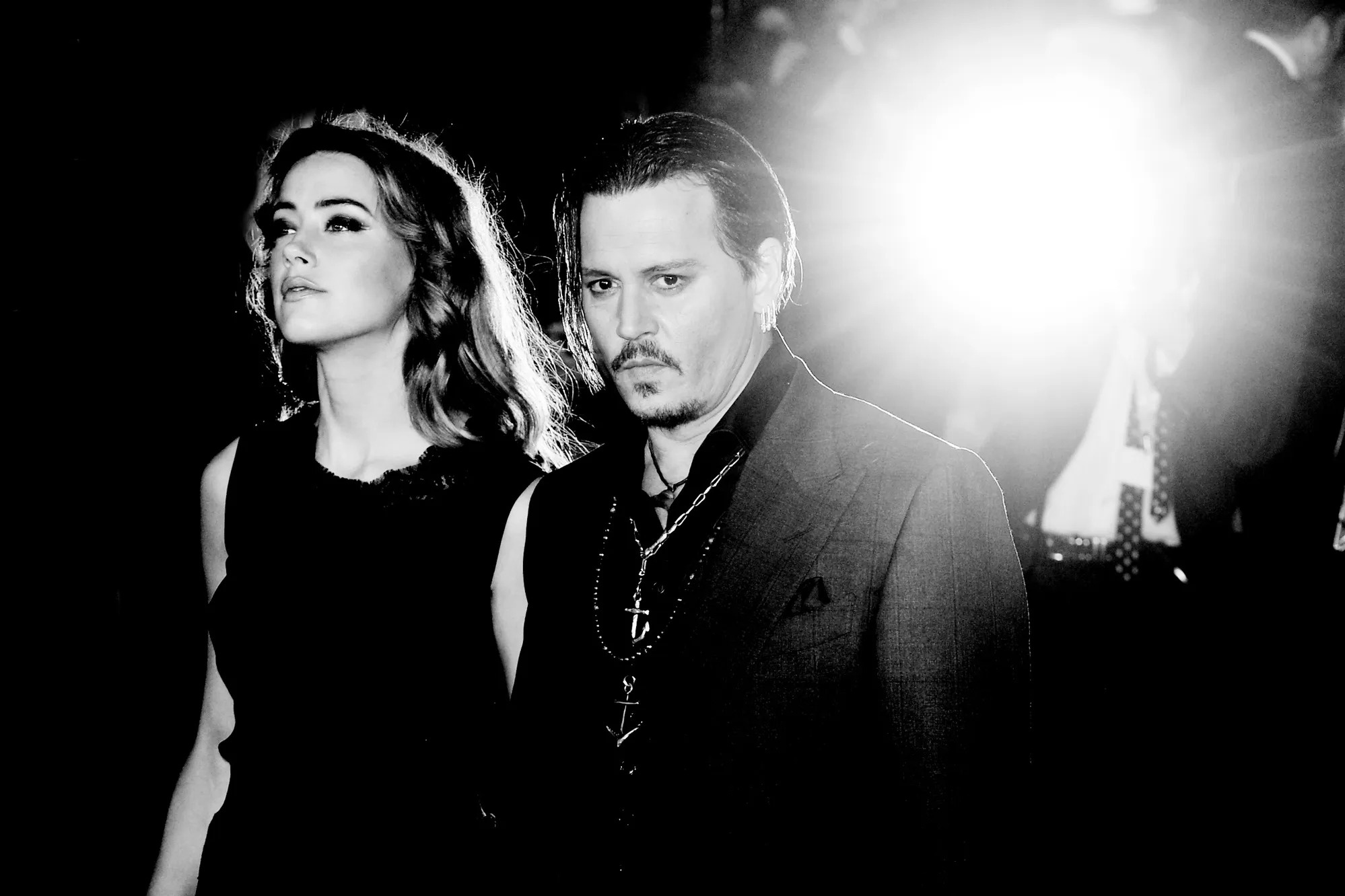 Johnny Depp va Amber Heard anh 2