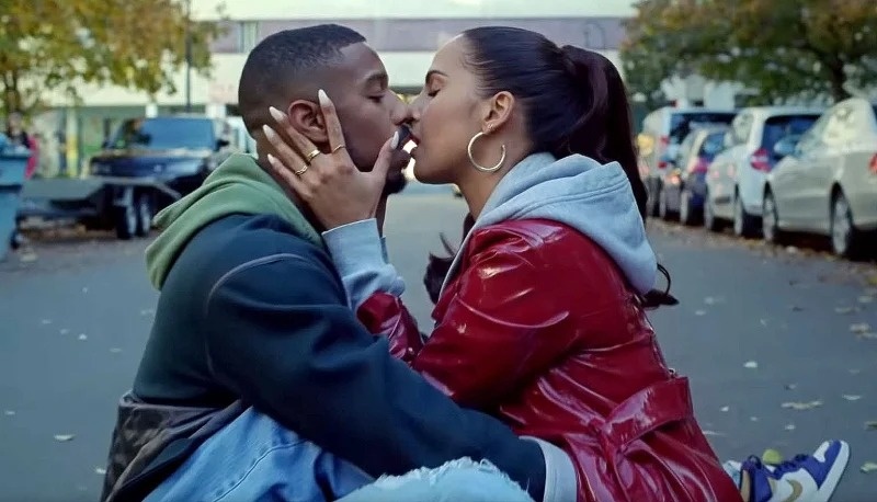 Nguoi dan ong quyen ru nhat the gioi anh 3