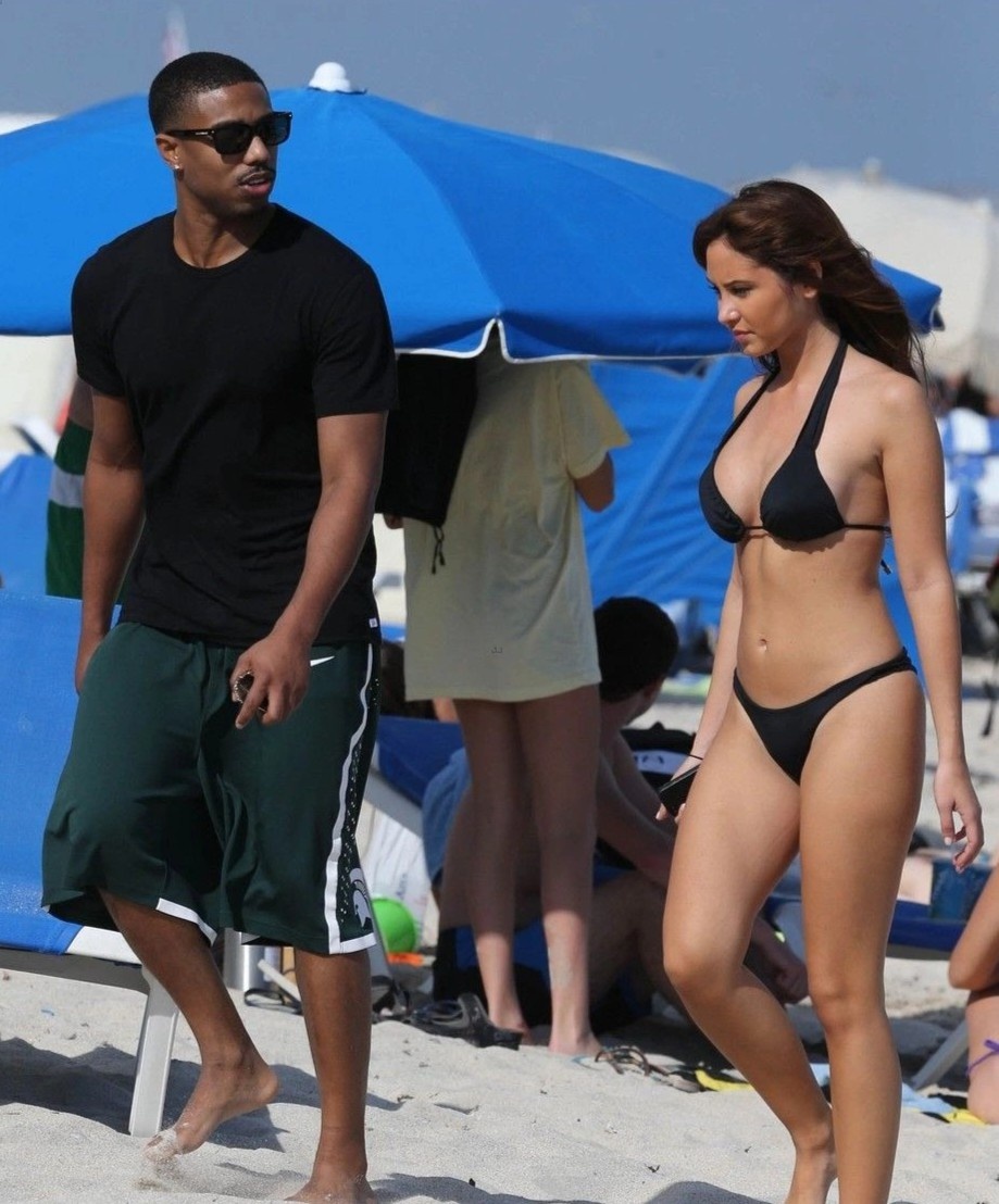 Nguoi dan ong quyen ru nhat the gioi anh 8