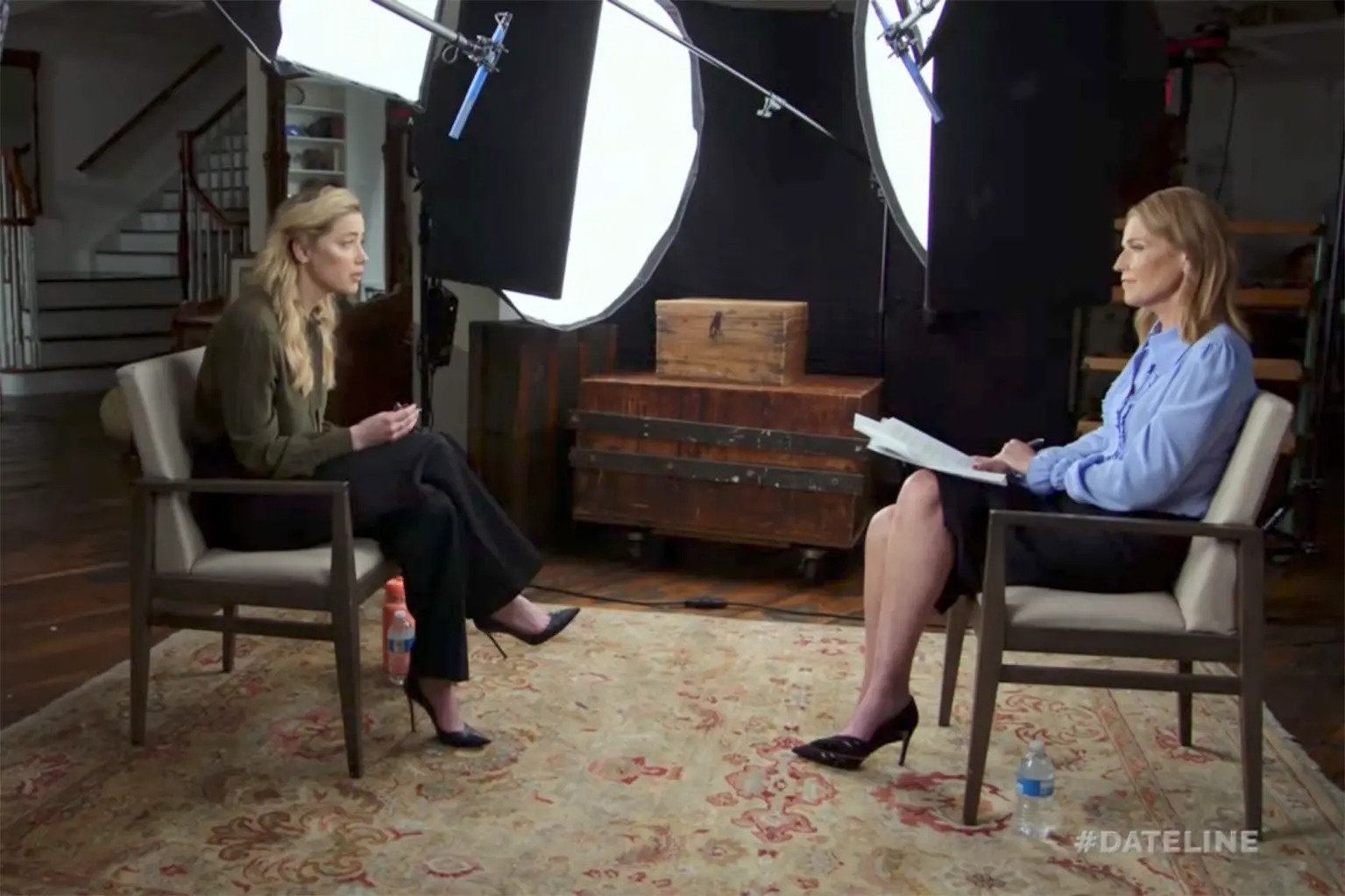 Amber Heard va Johnny Depp anh 1