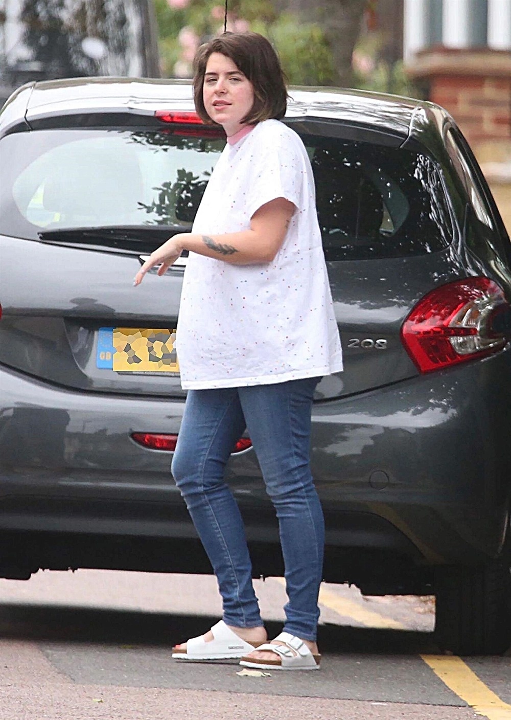 con nuôi của Tom Cruise ảnh 5 con nuoi cua Tom Cruise anh 5